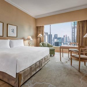 Kamer met een King Size Bed op de Bovenste Verdiepingen